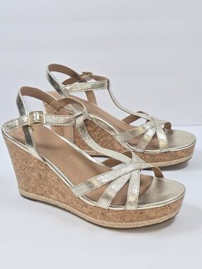 UGG Melissa Open Toe Gold Metallic Cork Wedge T-Strap Sandals Sz. 10